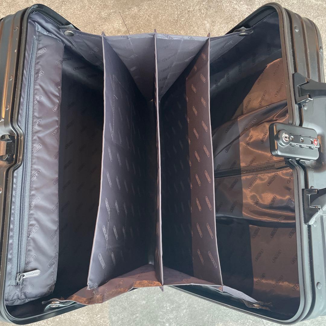 RIMOWA トパーズ　32L ブラック キャリーケース 小型