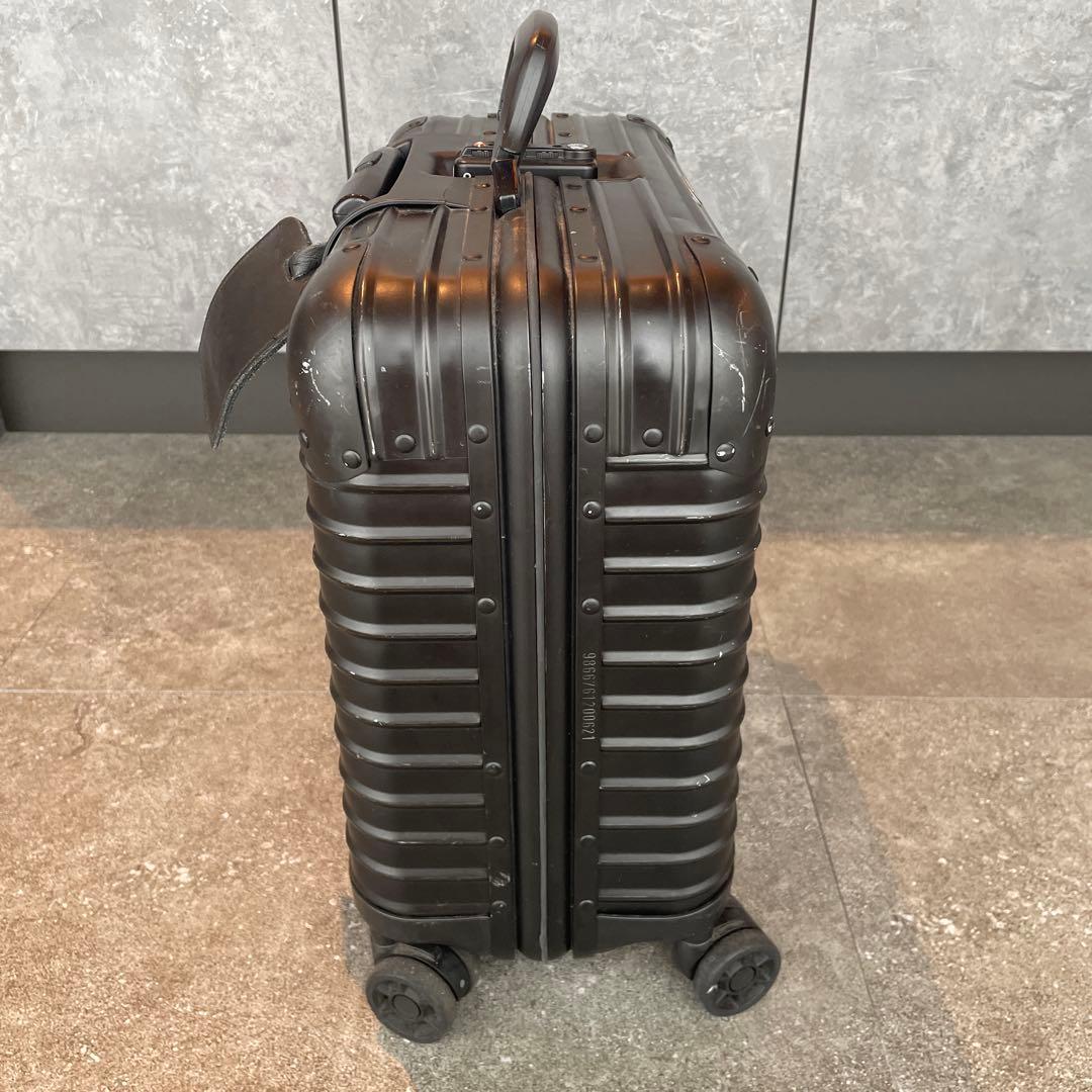 RIMOWA トパーズ　32L ブラック キャリーケース 小型