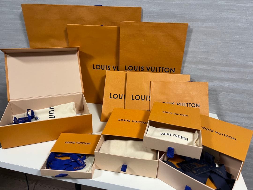 LOUIS VUITTON 包装セット 8点