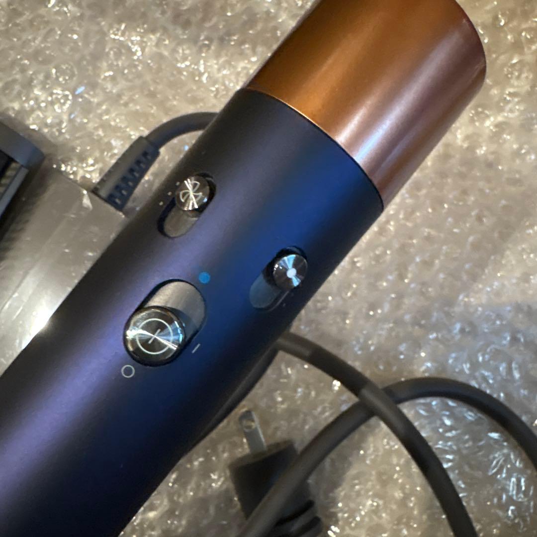 ダイソン　HS05 ヘアスタイラー