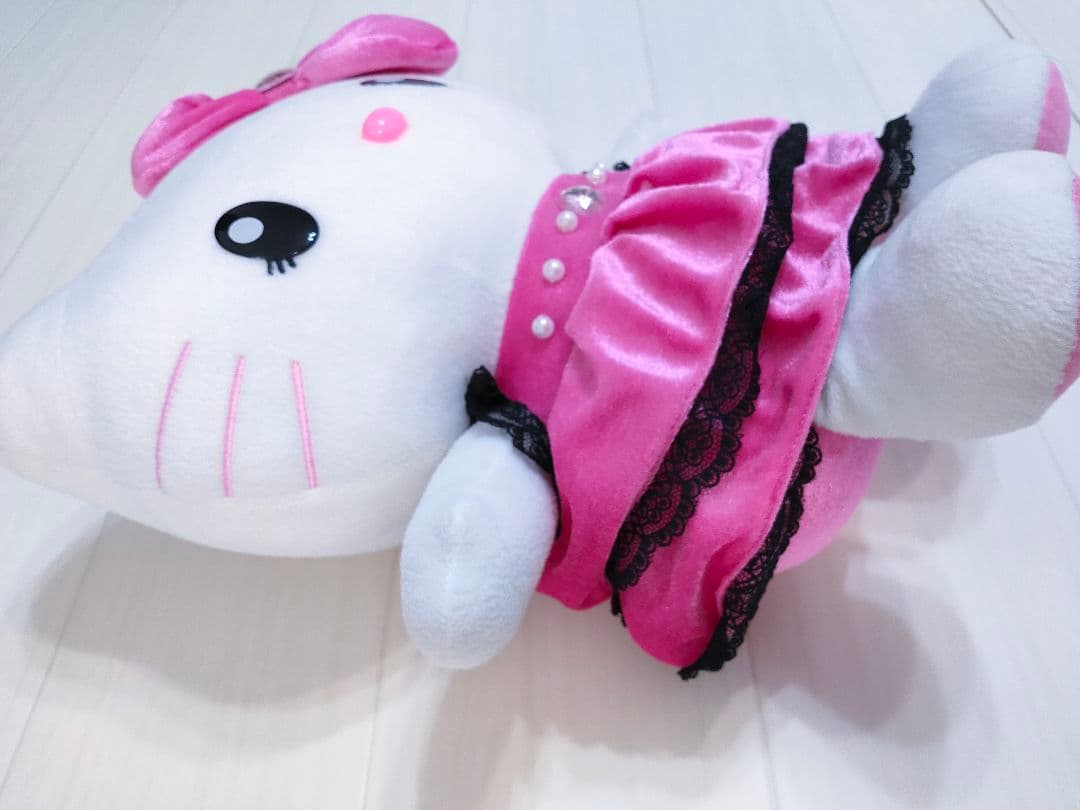 HELLOKITTY 特大ぬいぐるみ USJ限定 ユニバーサルスタジオジャパン