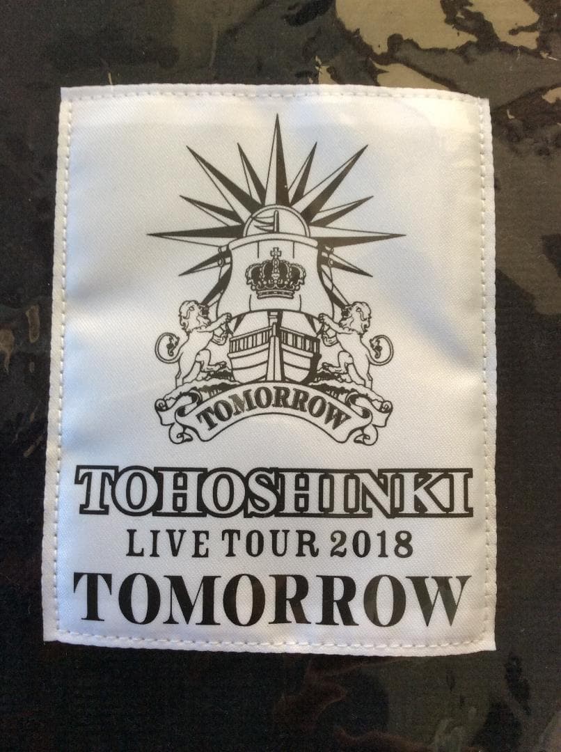 ＜東方神起＞～TOMORROW 2018～ 会場限定フェイスタオル 赤・黒各2枚