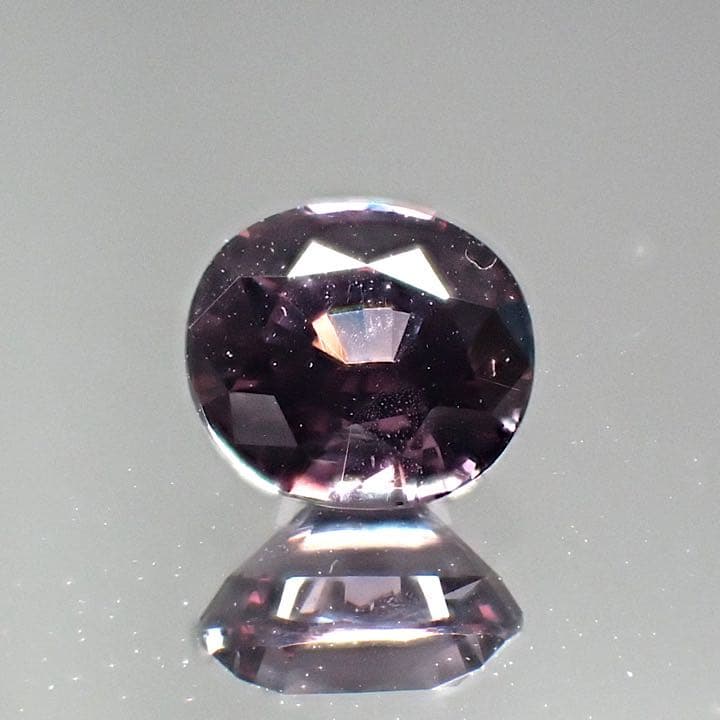 【タンザニア産】カラーチェンジガーネット