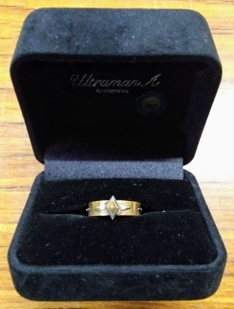 帰ってきたウルトラマン　ウルトラブレスレット型リング　INSPIRE製