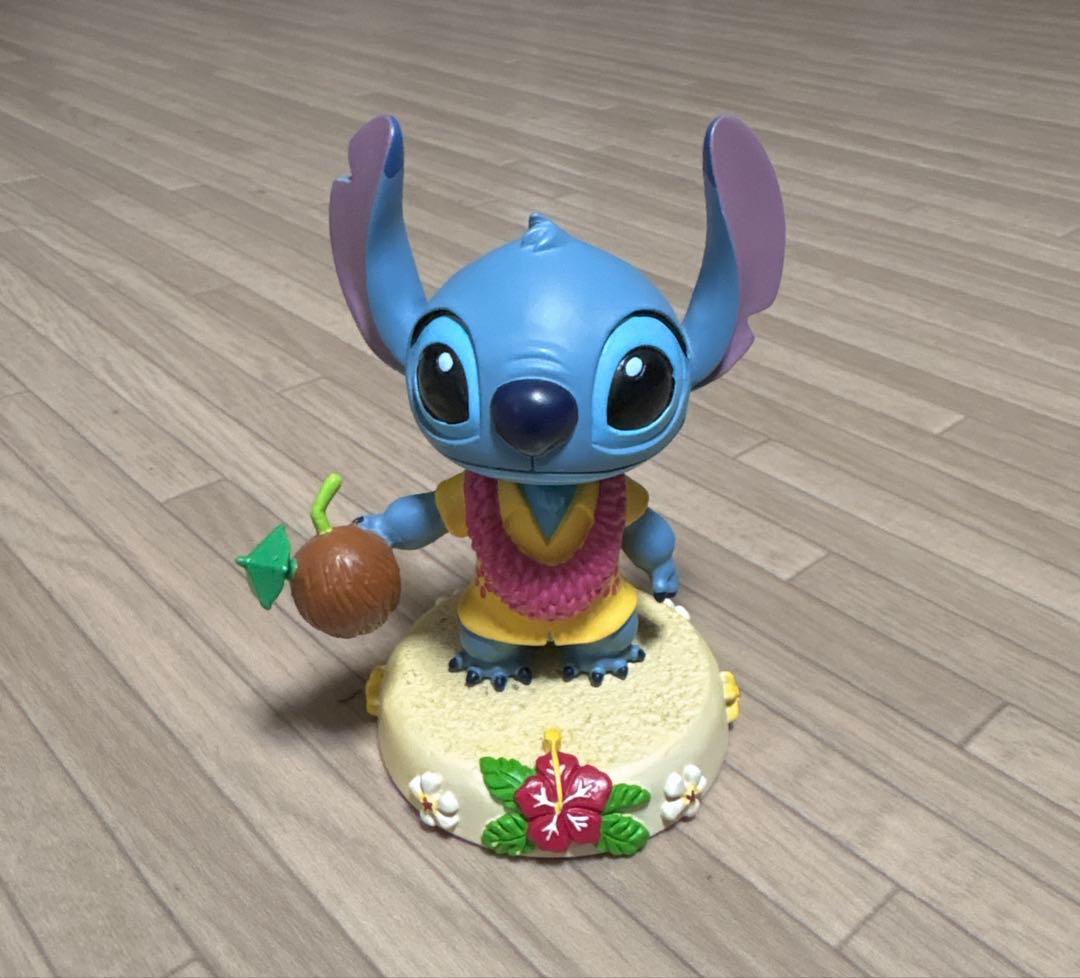 スティッチのフィギュア 置物