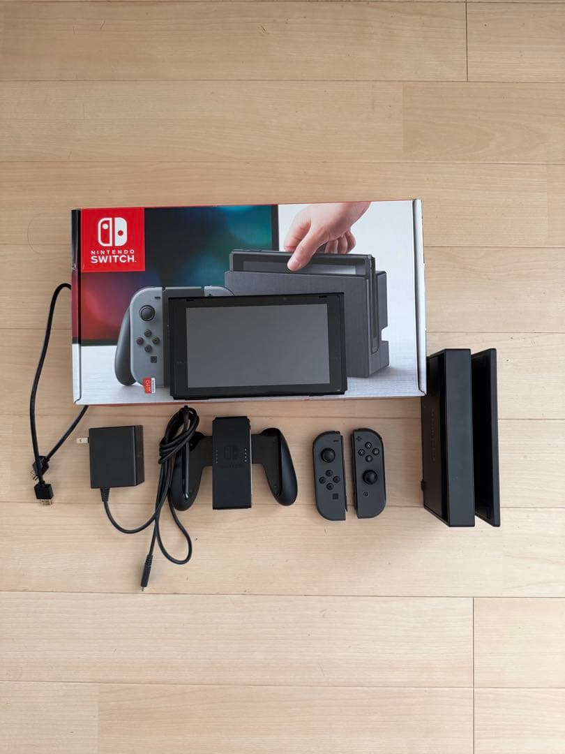 Nintendo Switch 本体 + 64GB microSDカード
