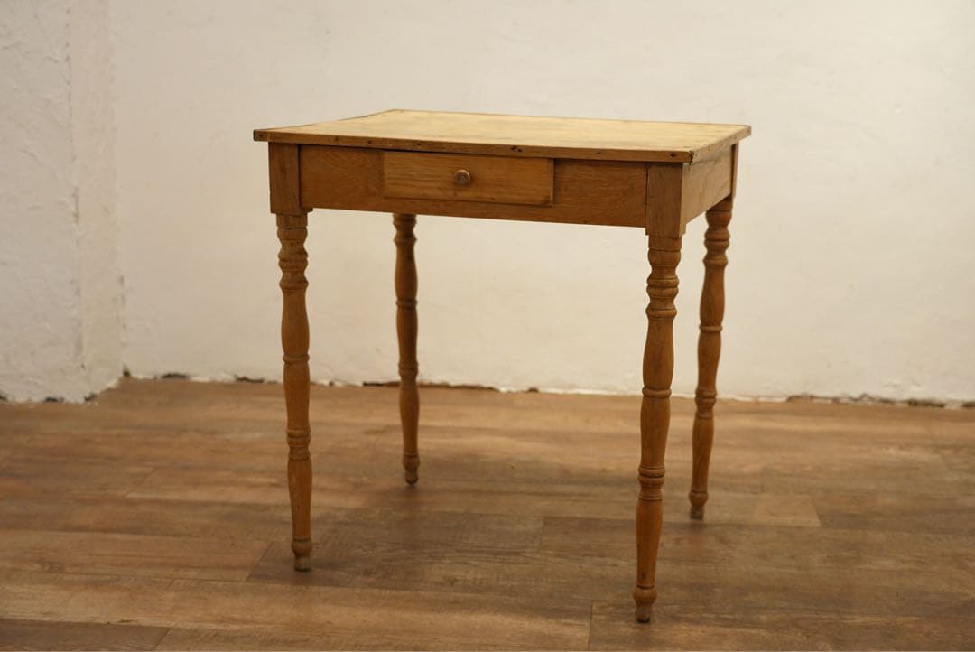 フランスアンティーク　テーブル