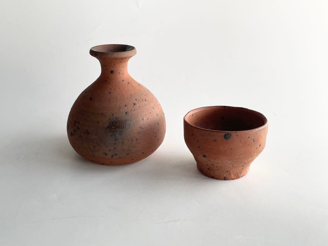 陶芸家　中川伊作　南蛮　徳利　盃揃　酒器　酒盃　ぐい呑　知花窯　國吉清尚