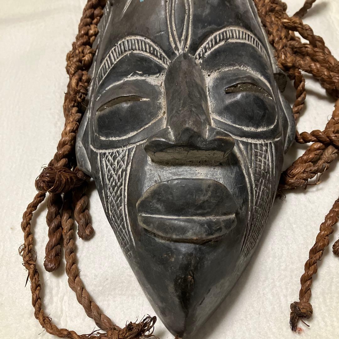 希少セネガルの古い木彫お面（関西万博で購入）「知られざる西アフリカの美術展図録」