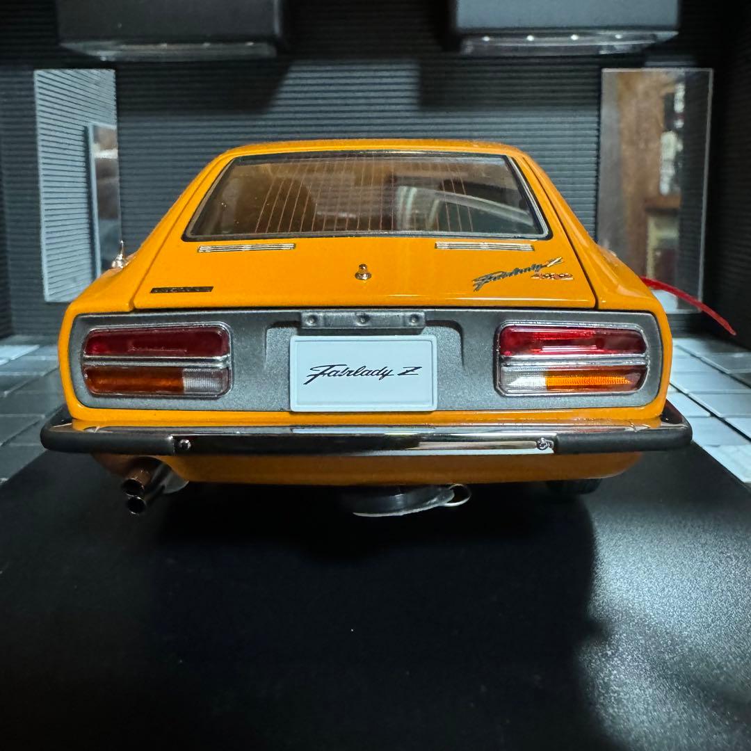 未展示品　オートアート1/18 日産フェアレディZ423 (PS30) オレンジ
