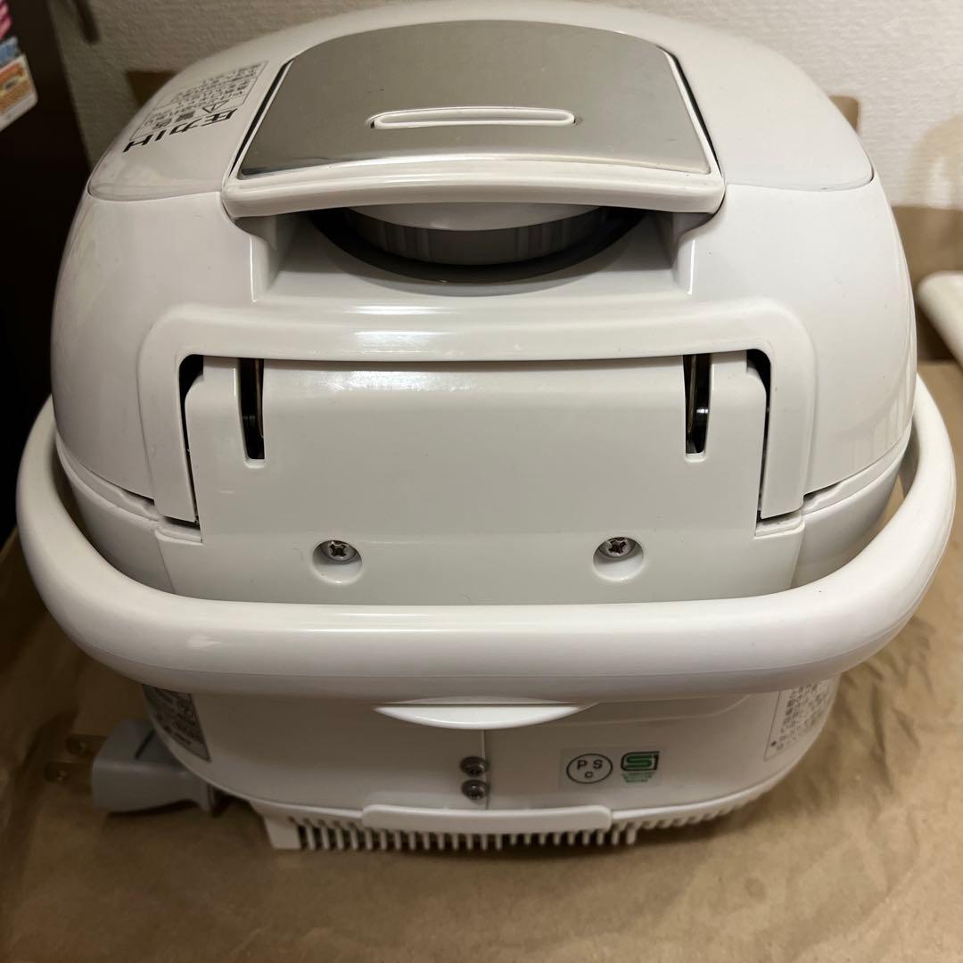 【よしりん】象印 NP-RN05 炊飯器 ホワイト