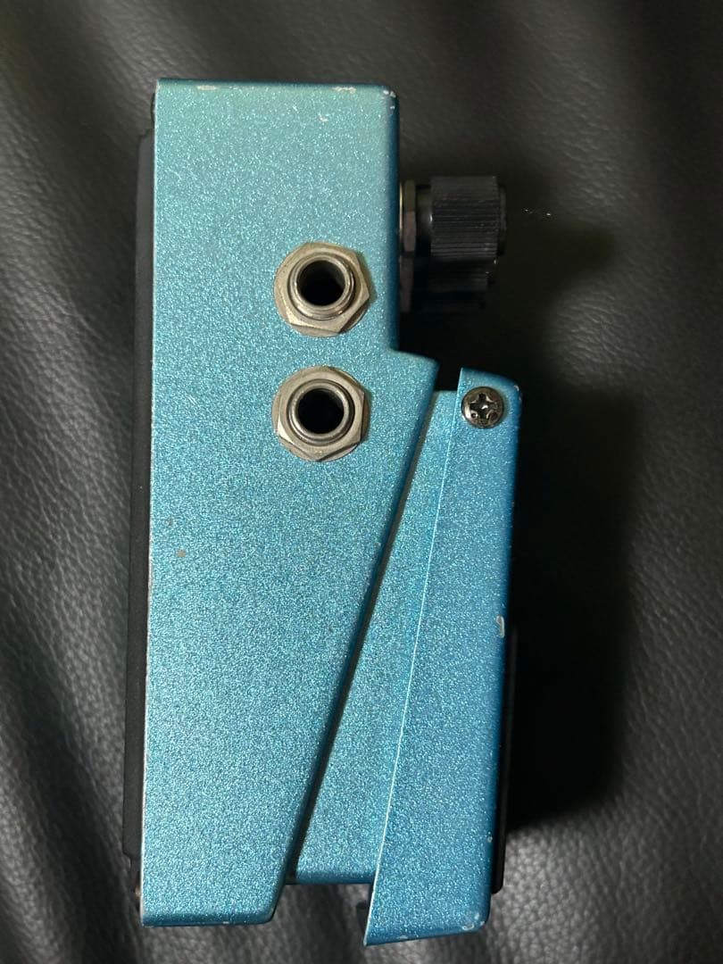 BOSSエフェクターＣＥ–3コーラス　日本製　銀ネジ使用　プロ愛用