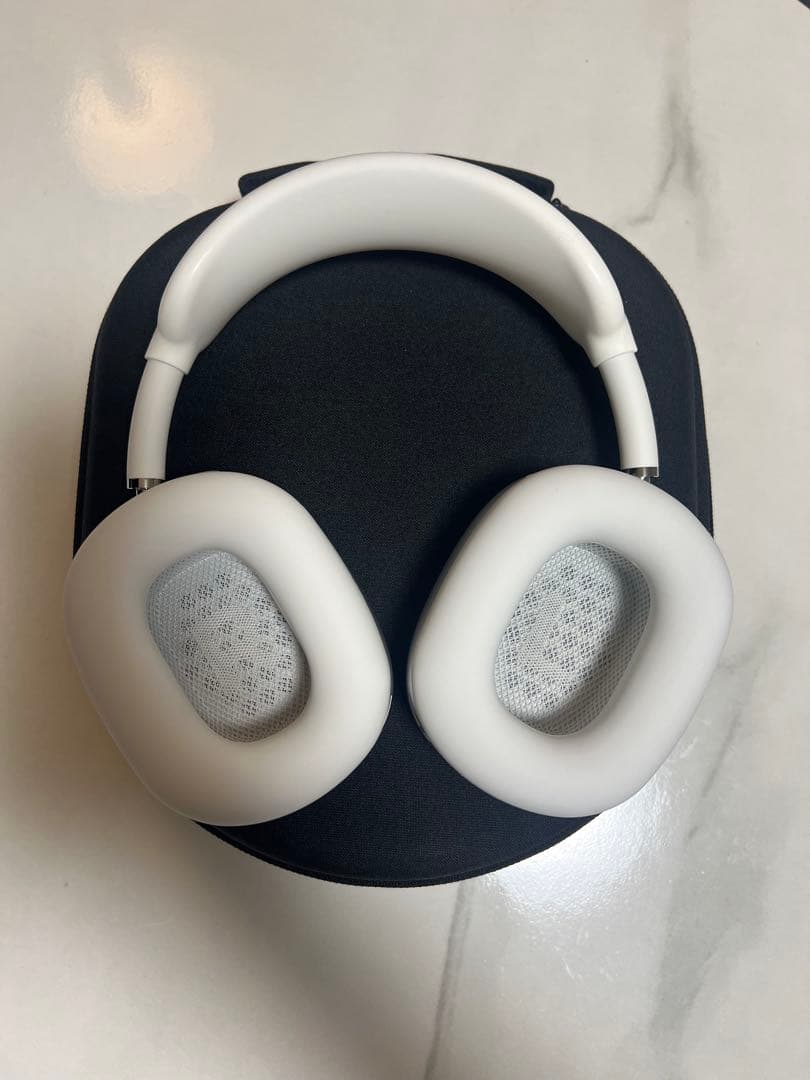 Apple AirPods Max シルバー　第一世代