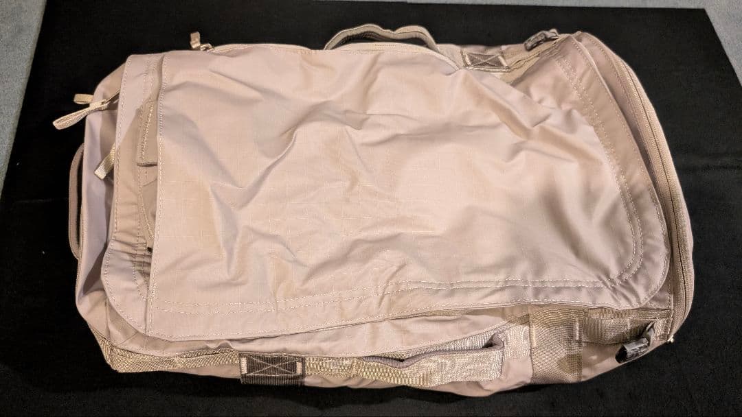 The North Face 32L 折りたたみバッグ