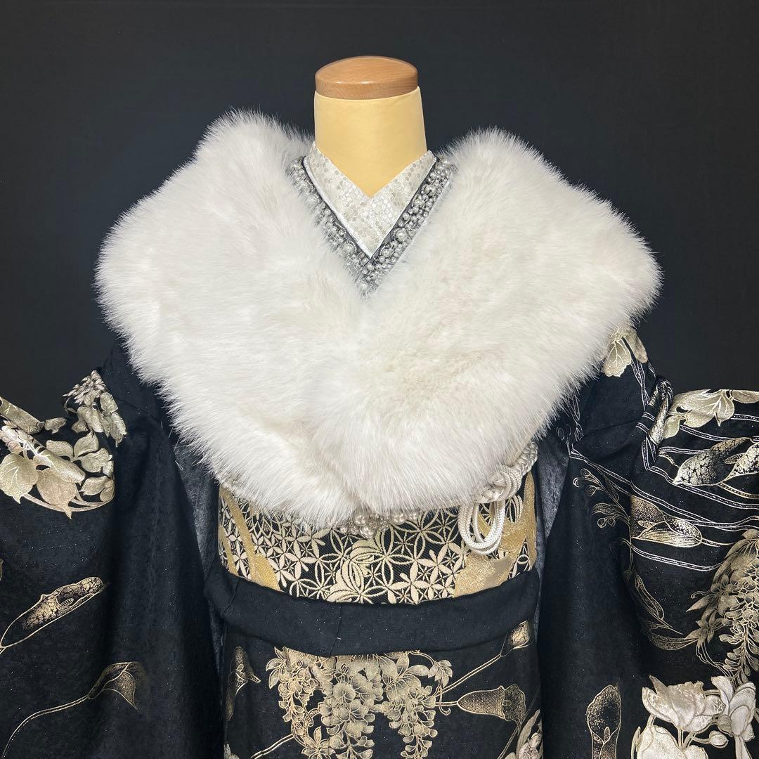 黒ラメ地牡丹や菊の上品な銀彩加工の振袖フルセット