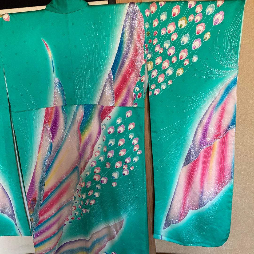 個性的な振袖、ギラ、￼ロッシュ