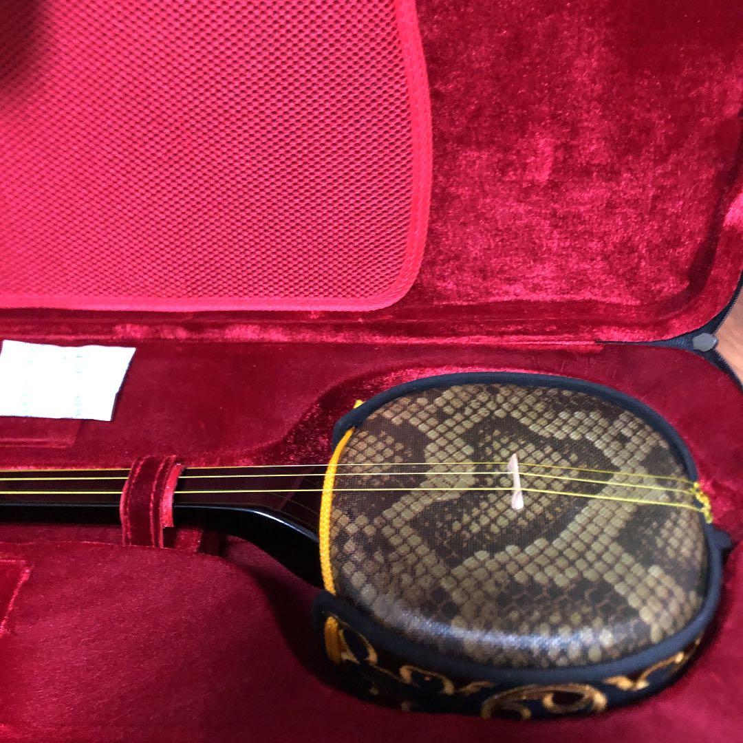 ほぼ新品同様！奄美三味線。早いものがち