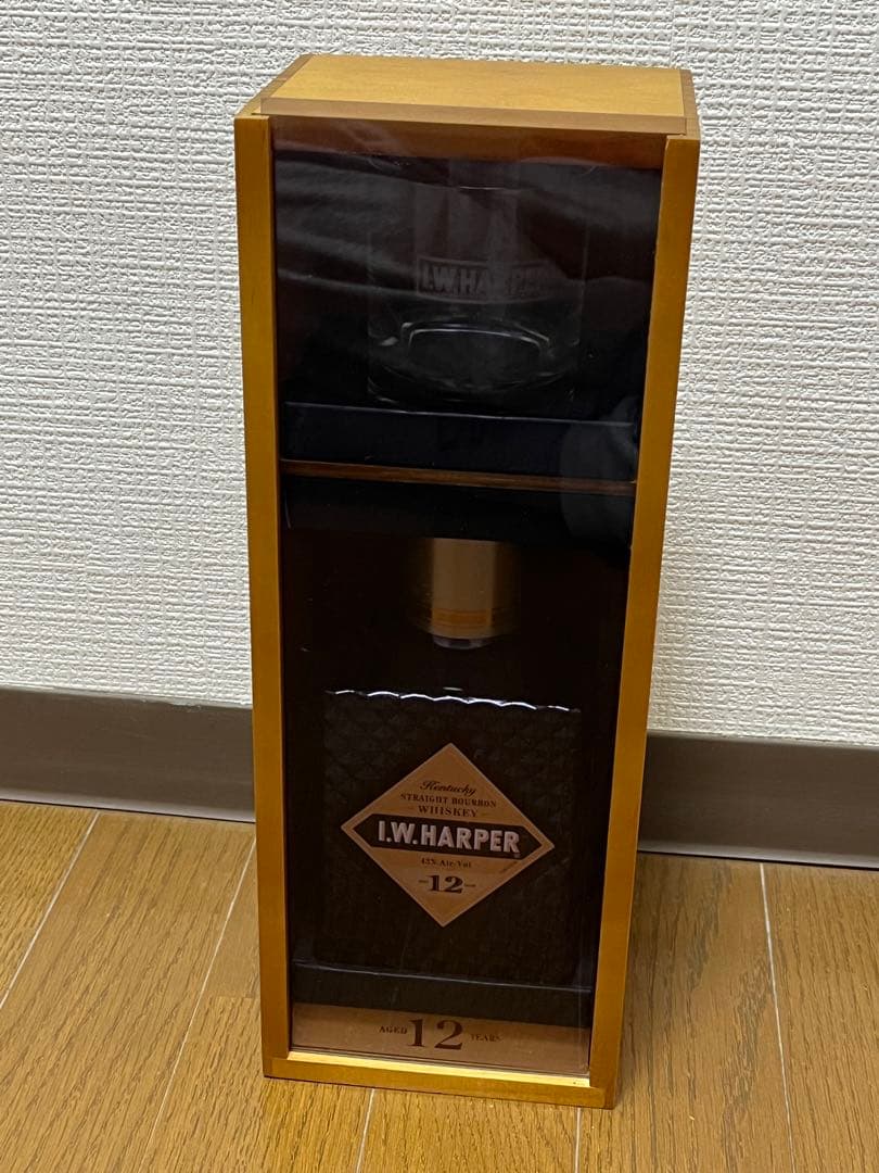 【未開栓・未使用】I.W.ハーパー 12年 750ml 43％ 木箱 グラス付き