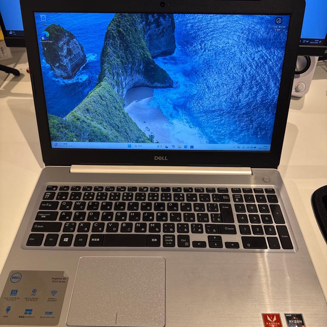 DELL ノートPC Ryzen 5 2500U 8GB 240GB