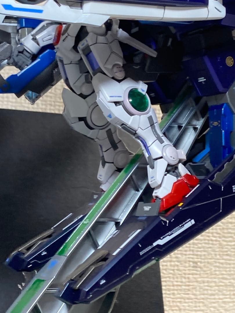 gnアームズ　RGエクシア　完成品　全塗装