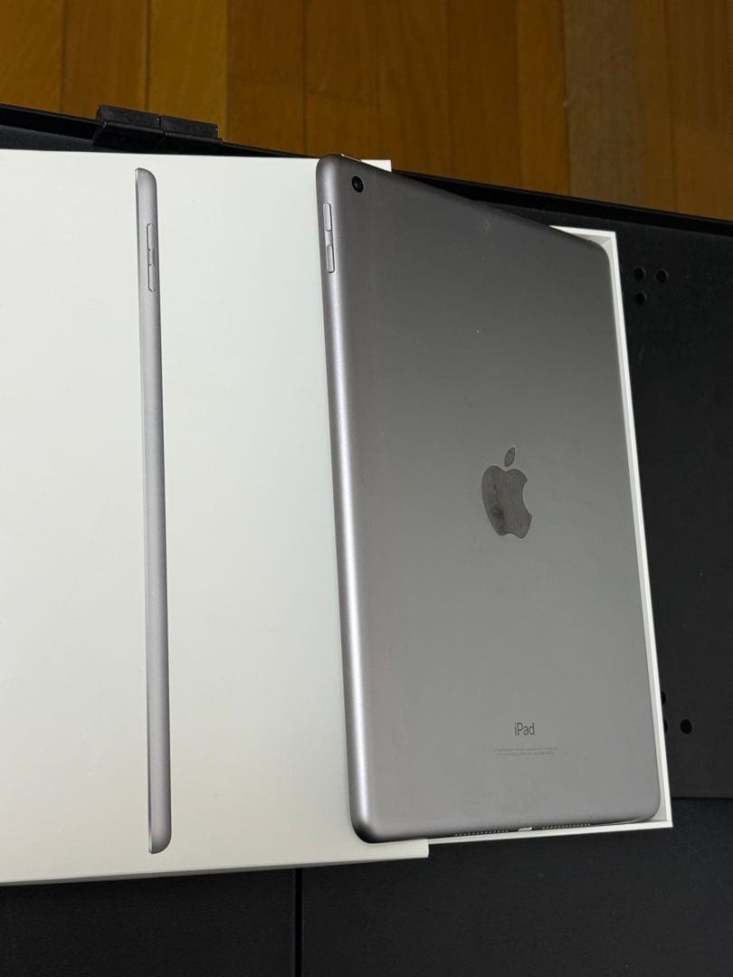 Apple iPad 第五世代 スペースグレー 本体