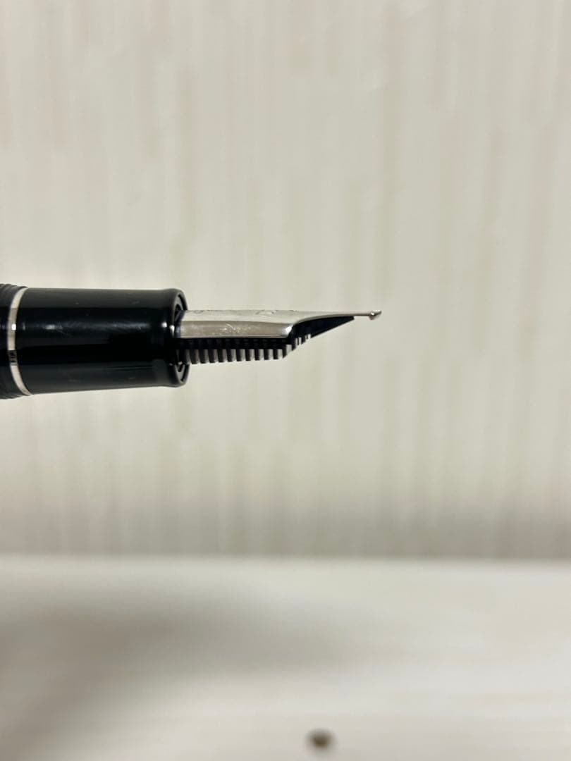 【大幅値下げ】SAILOR セーラー万年筆　長刀研ぎ　シルバートリム 中細 MF