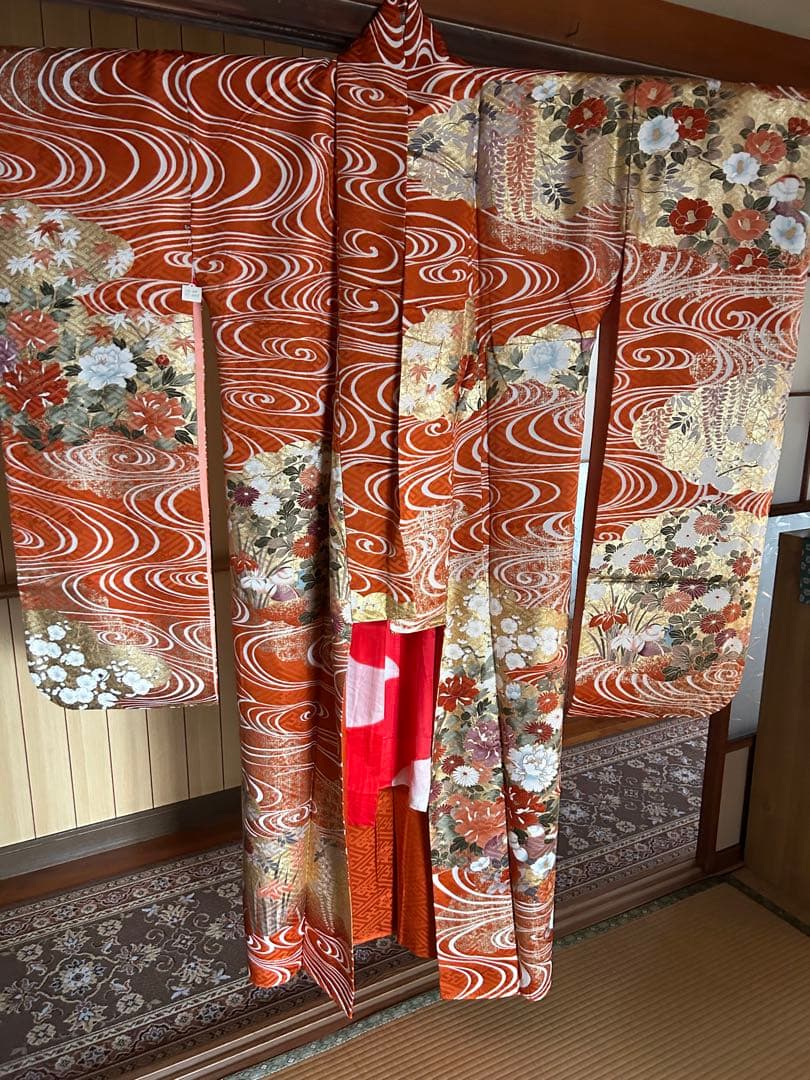 振袖 オレンジ 波模様 花柄　金