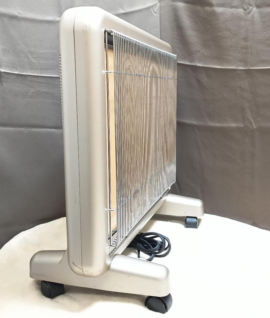 遠赤外線暖房器　サンルミエ　E800L-TM　タイマー付き　パネルヒーター