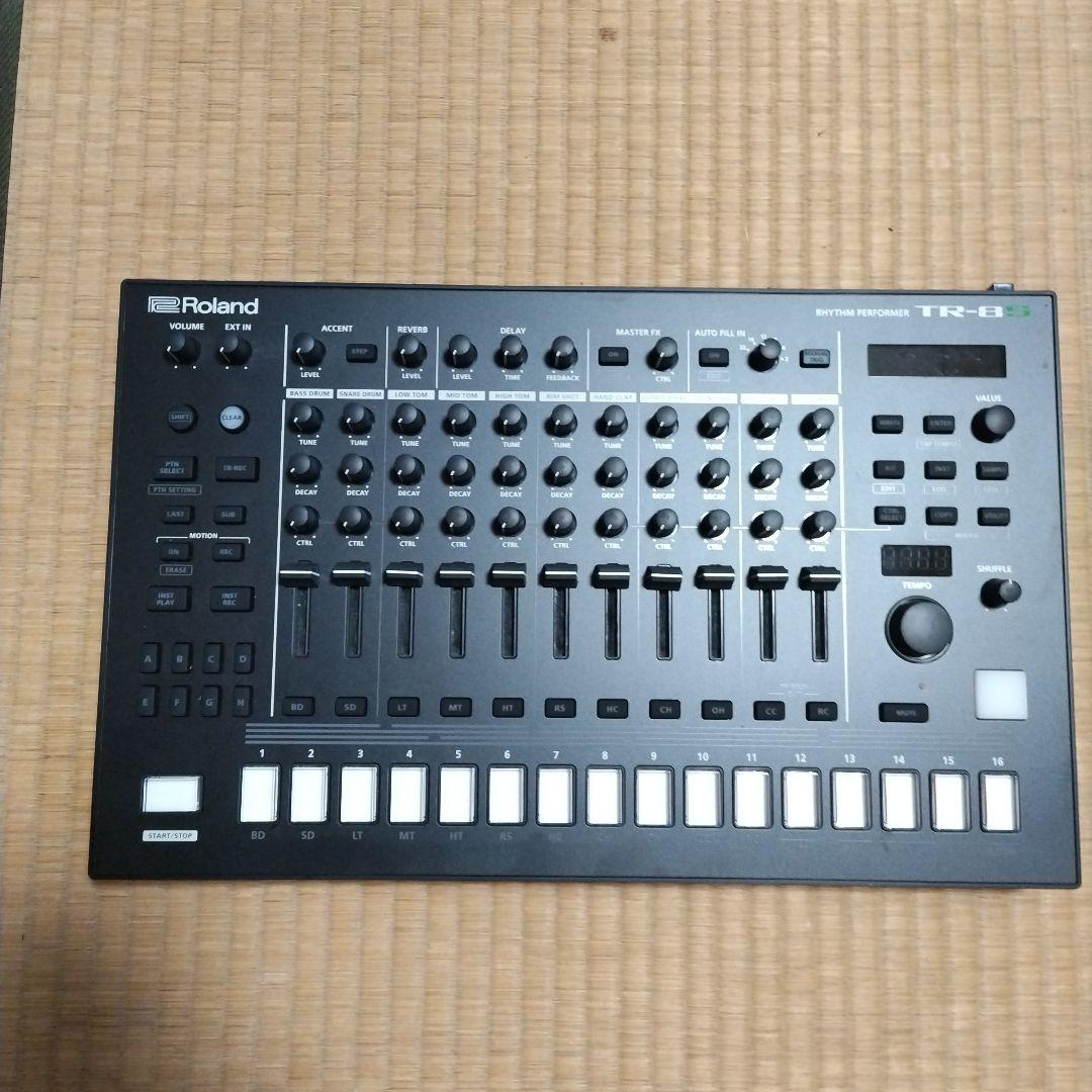 パーカッション・打楽器 ROLAND TR-8S