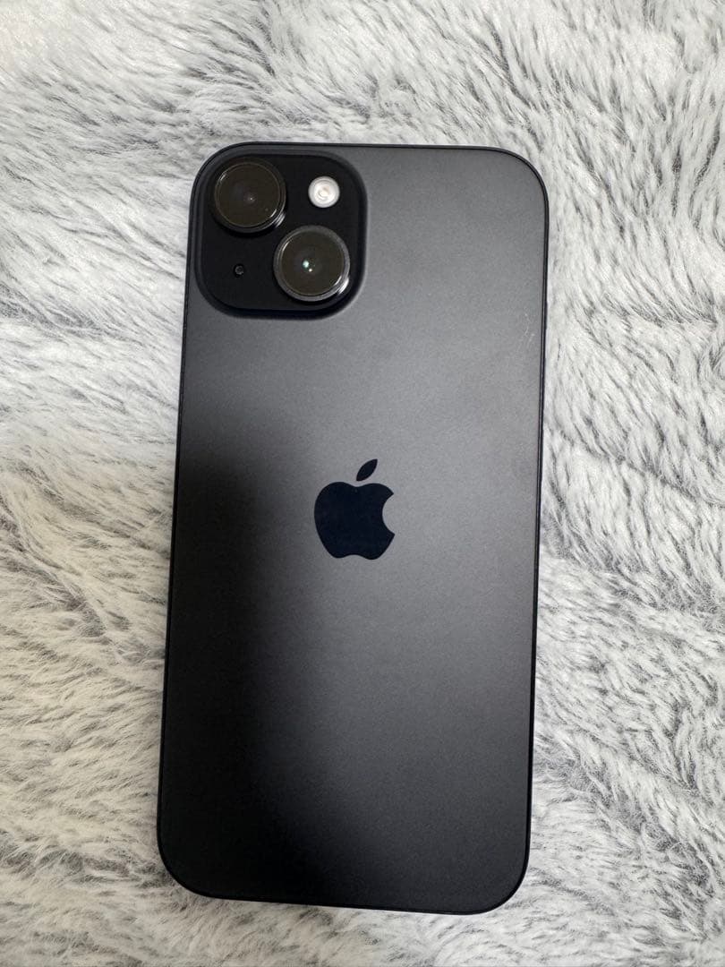 iPhone15 SIMフリー　アメリカ製　美品