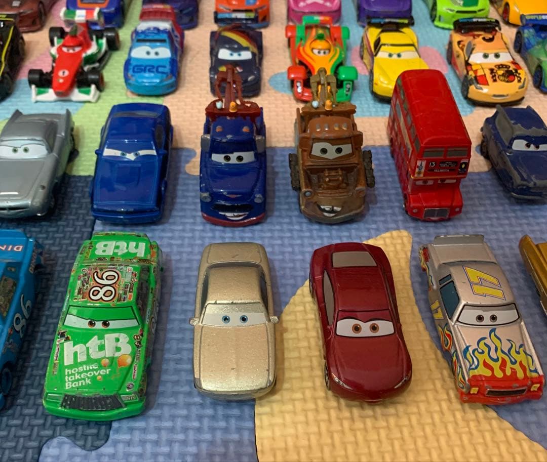 カーズ　トミカ　まとめ売り