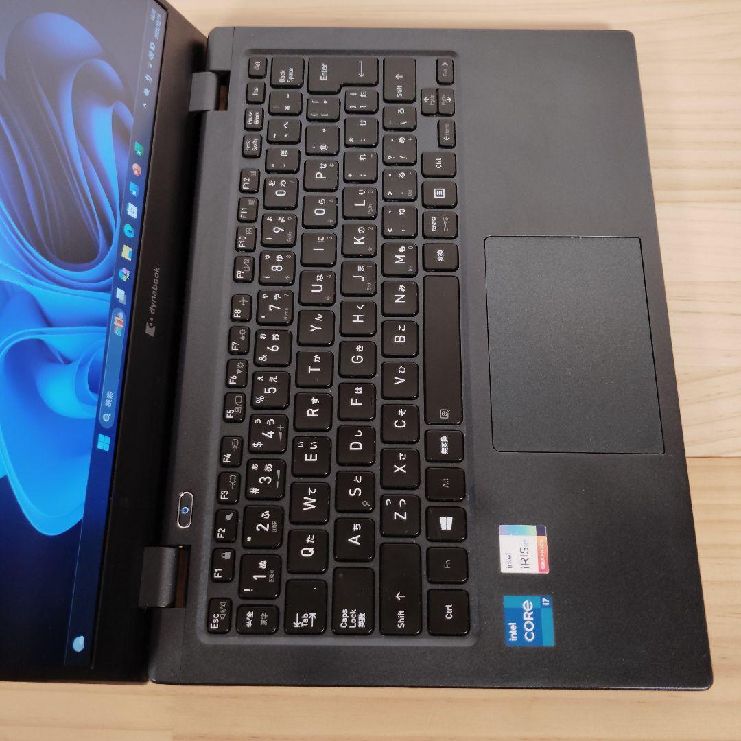美品 爆速 Dynabook G83/HS 第11世代i7搭載 16GB 500