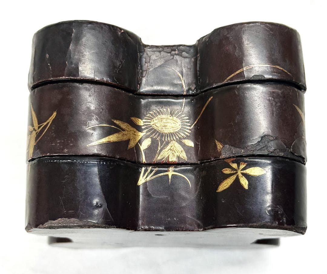 明末清初時代 木製珍獣花草文蒔絵二段小物入れ 漆器 時代物 唐物 WWWT084