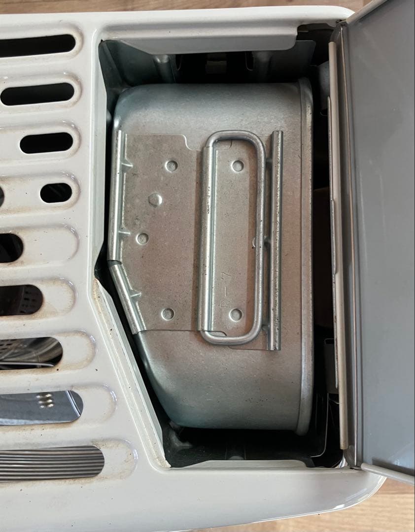 【TOYOTOMI】石油ストーブ　RS-921 電池式　ストーブ