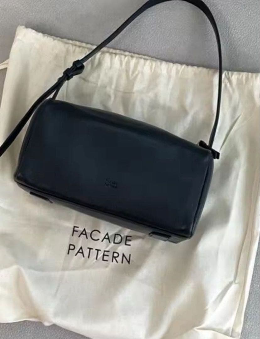 韓国発⭐︎FACADE PATTERN本革　レザー　ハンドバッグ　BLACK