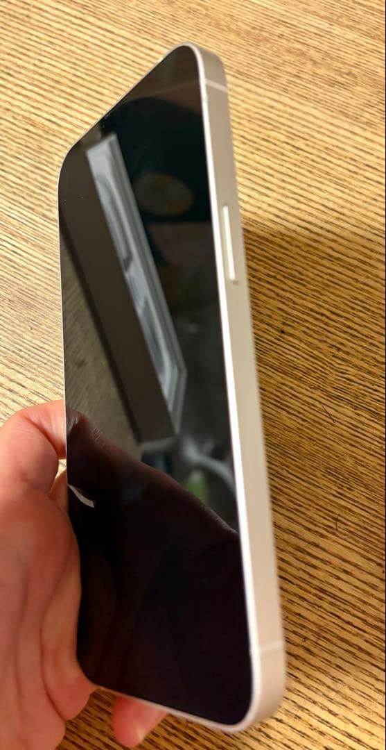 Apple iPhone 13 本体 ホワイト 128GB