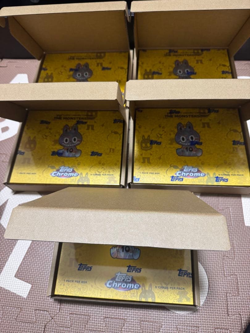 2025 Topps Chrome Labubu 1BOX 新品・未開封