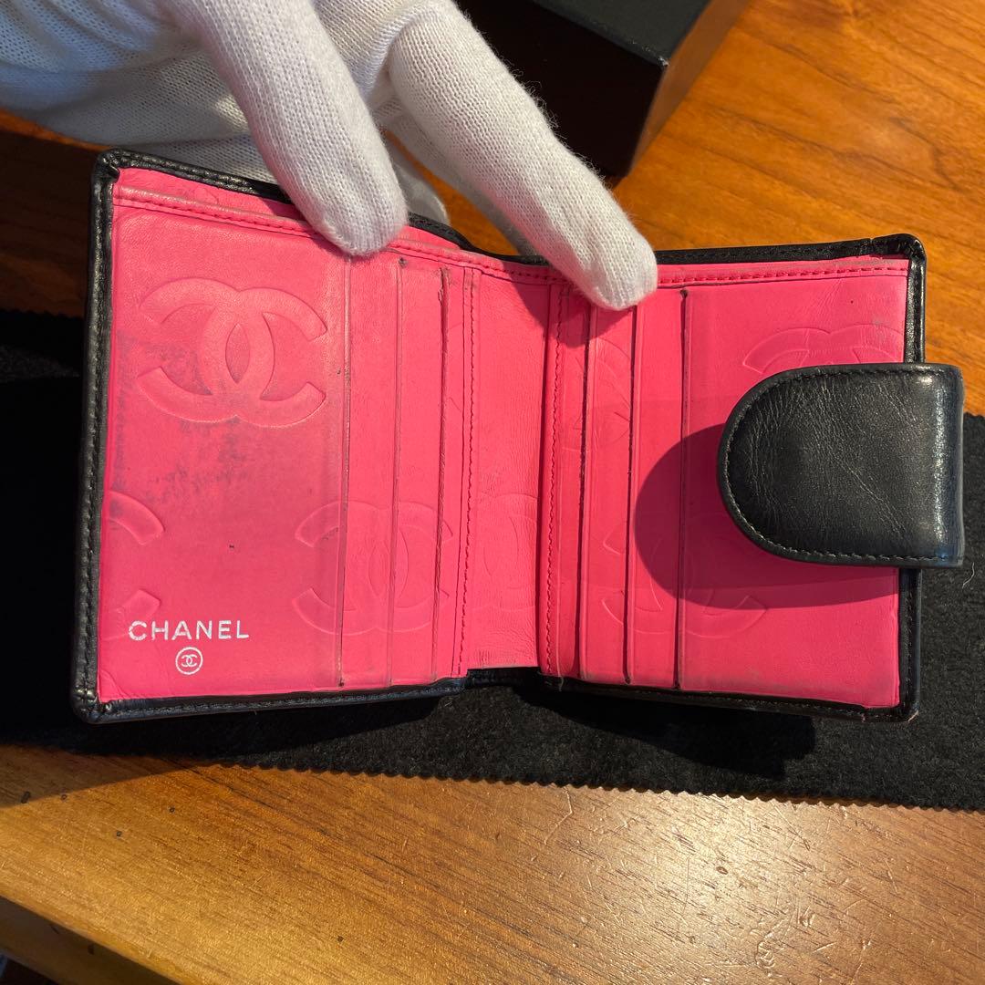 シャネル　CHANEL カンボンライン　二つ折り財布　がま口　ブラック　レザー