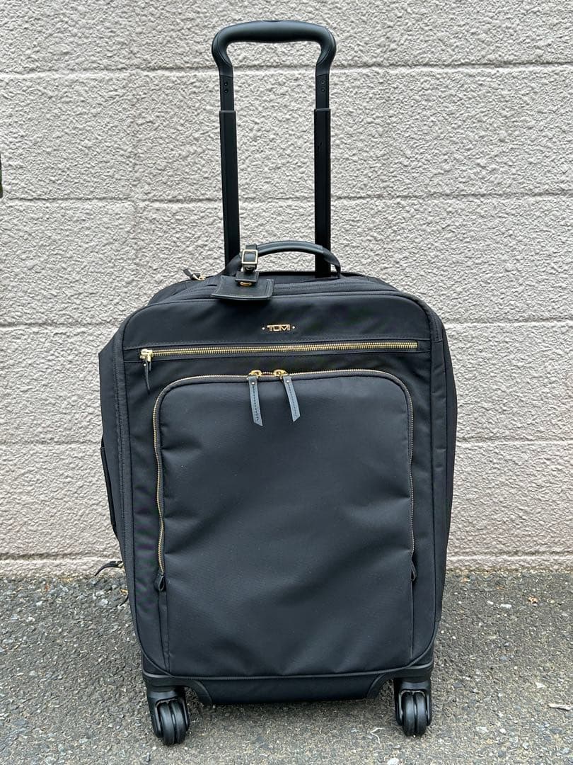 TUMI トゥミ 4輪ソフトキャリー 機内持込サイズ