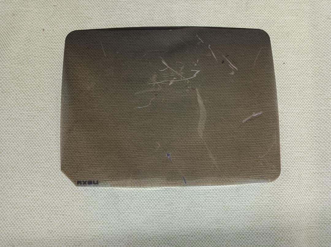 都《MNLAK》Macintosh　SE/30　液晶　キズ多い　レトロ