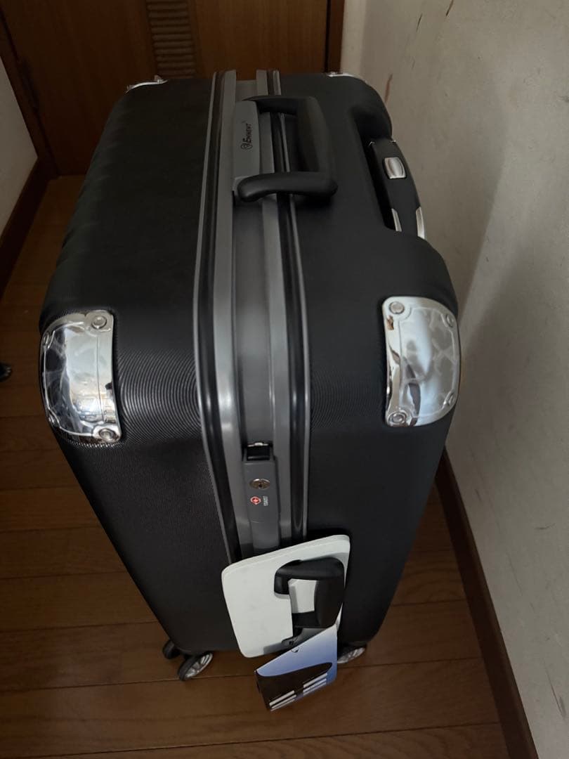 eminent PRO ハードタイプ スーツケース Mサイズ