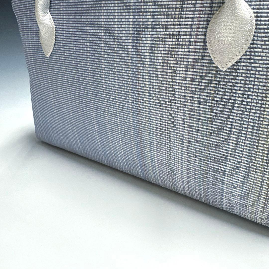 夏、単衣に‼️新品未使用品　本塩沢紬　草木染　帯地使用　利休バッグ　25062