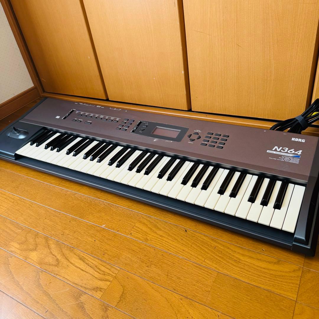 KORG N364 音楽ワークステーション 61鍵盤　シンセサイザー