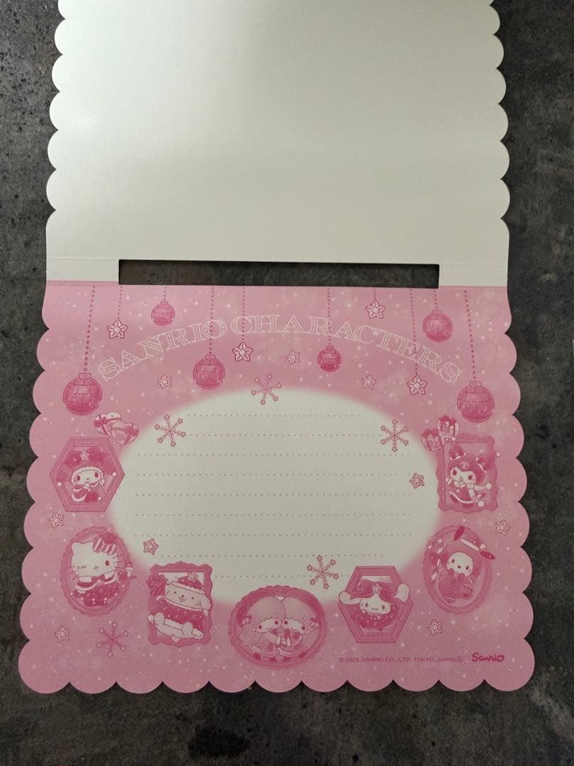 いちごホイップケーキ　キティ　アクセサリーケースセット　マスコット　おまけ付き