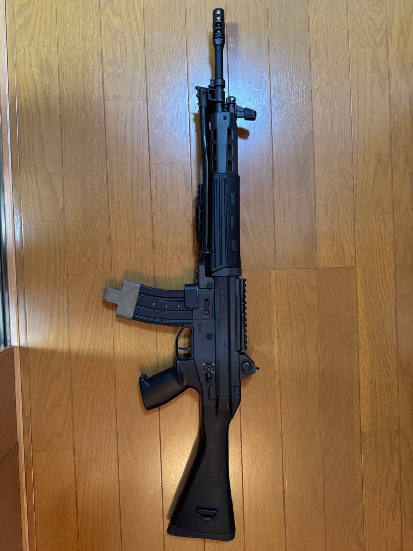 あ*ば様 週末限定！東京マルイ 89式小銃 電動ガン　カスタムマガジン多数リポ化