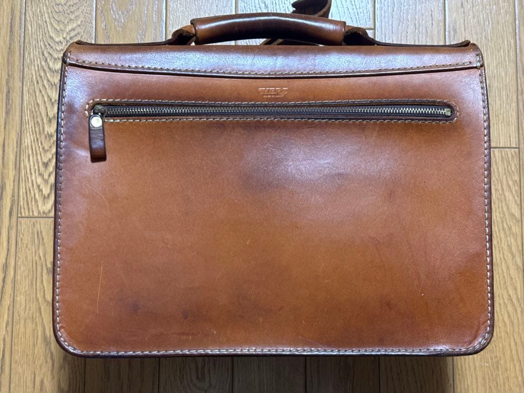 ★HERZ ヘルツ　2wayビジネスバッグ　学生鞄風　レザー　キャメル