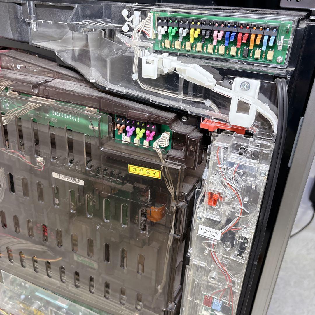 【美品】　京楽 CRぱちんこ コードギアス 反逆のルルーシュ パチンコ