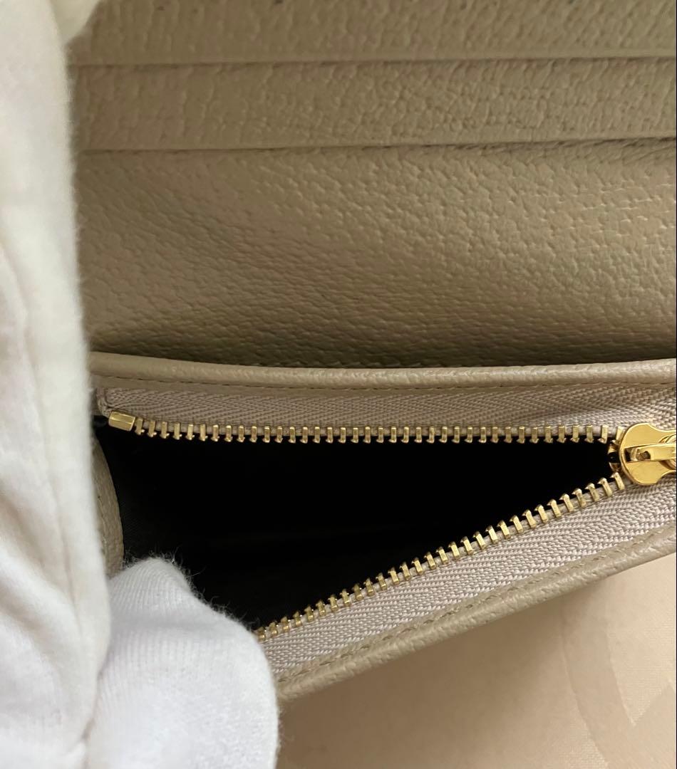 ⭐️【GUCCI】GGキャンバス 二つ折り財布⭐︎箱あり⭐️