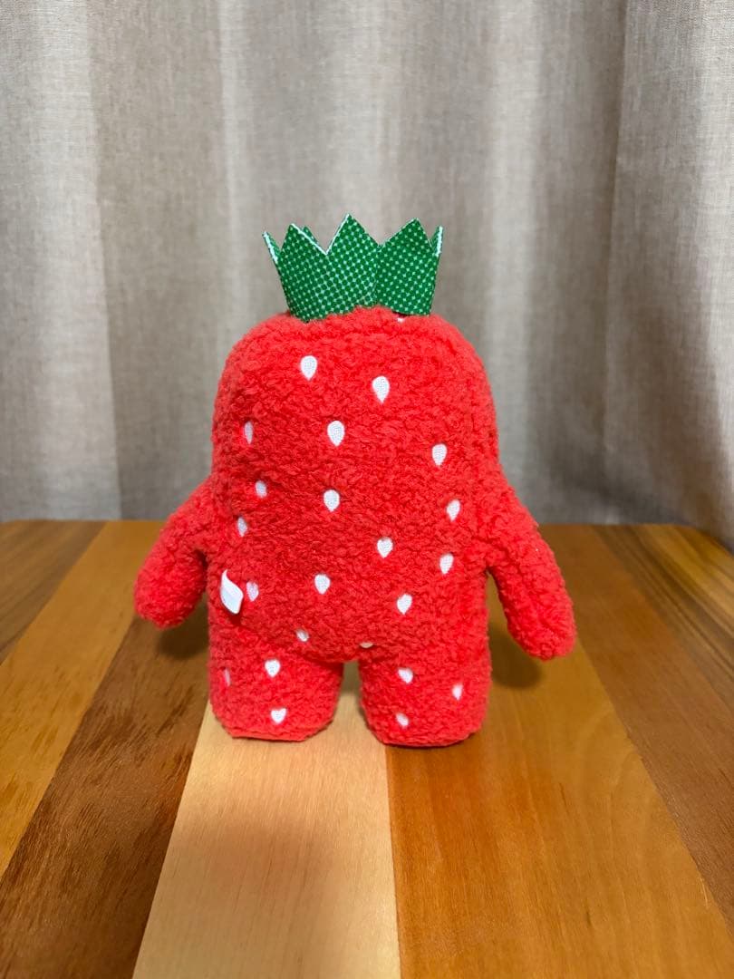 ぬいぐるみ いちごどーもくん