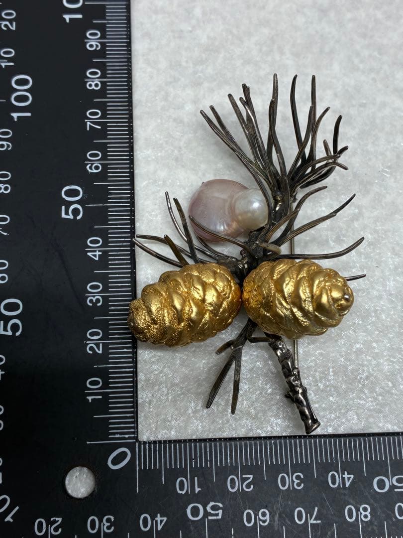 D0104A）希少 925 銀 本真珠 パール 松ぼっくり 松 ブローチ